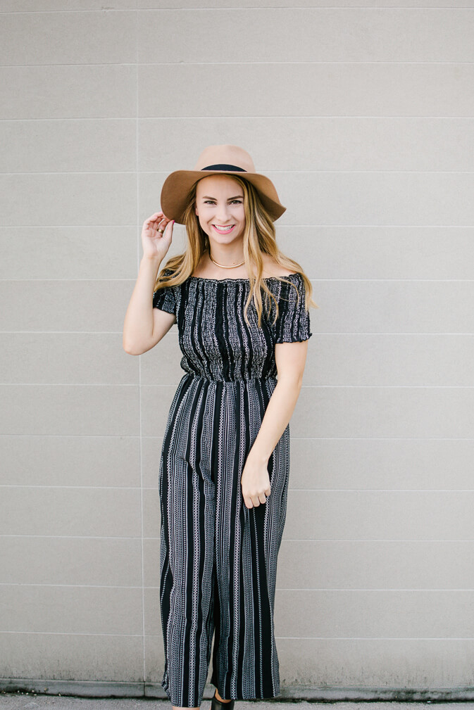 Perfect summer jumpsuit that you can easily transition into fall. Sharing a summer jumpsuit & 3 of my favorite christian podcasts. Podcasts I've been loving | The Blonder Life