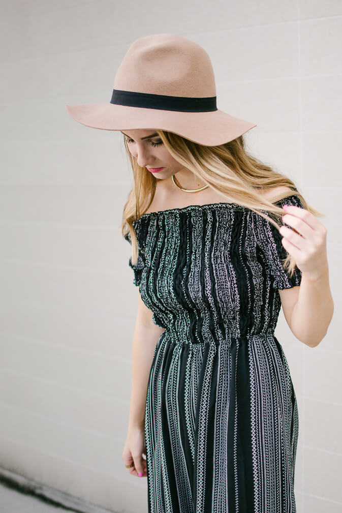 Perfect summer jumpsuit that you can easily transition into fall. Sharing a summer jumpsuit & 3 of my favorite christian podcasts. Podcasts I've been loving | The Blonder Life