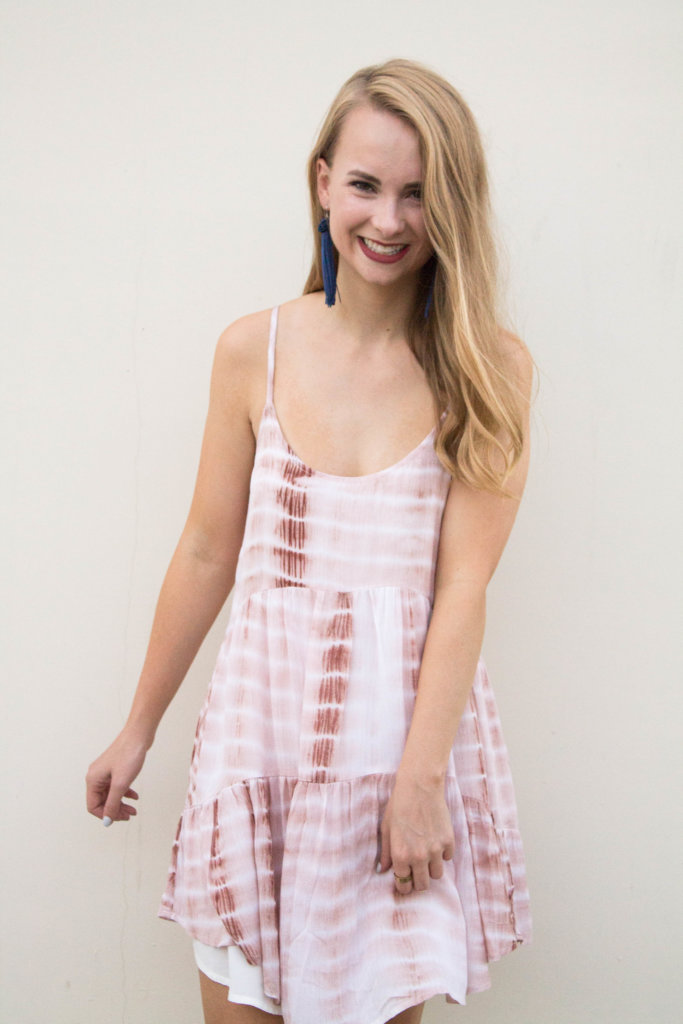 When it comes to my favorite style of dresses I always gravitate towards flowy and boho. Sharing 2 boho styled dresses that are affordable and so cute | The Blonder Life