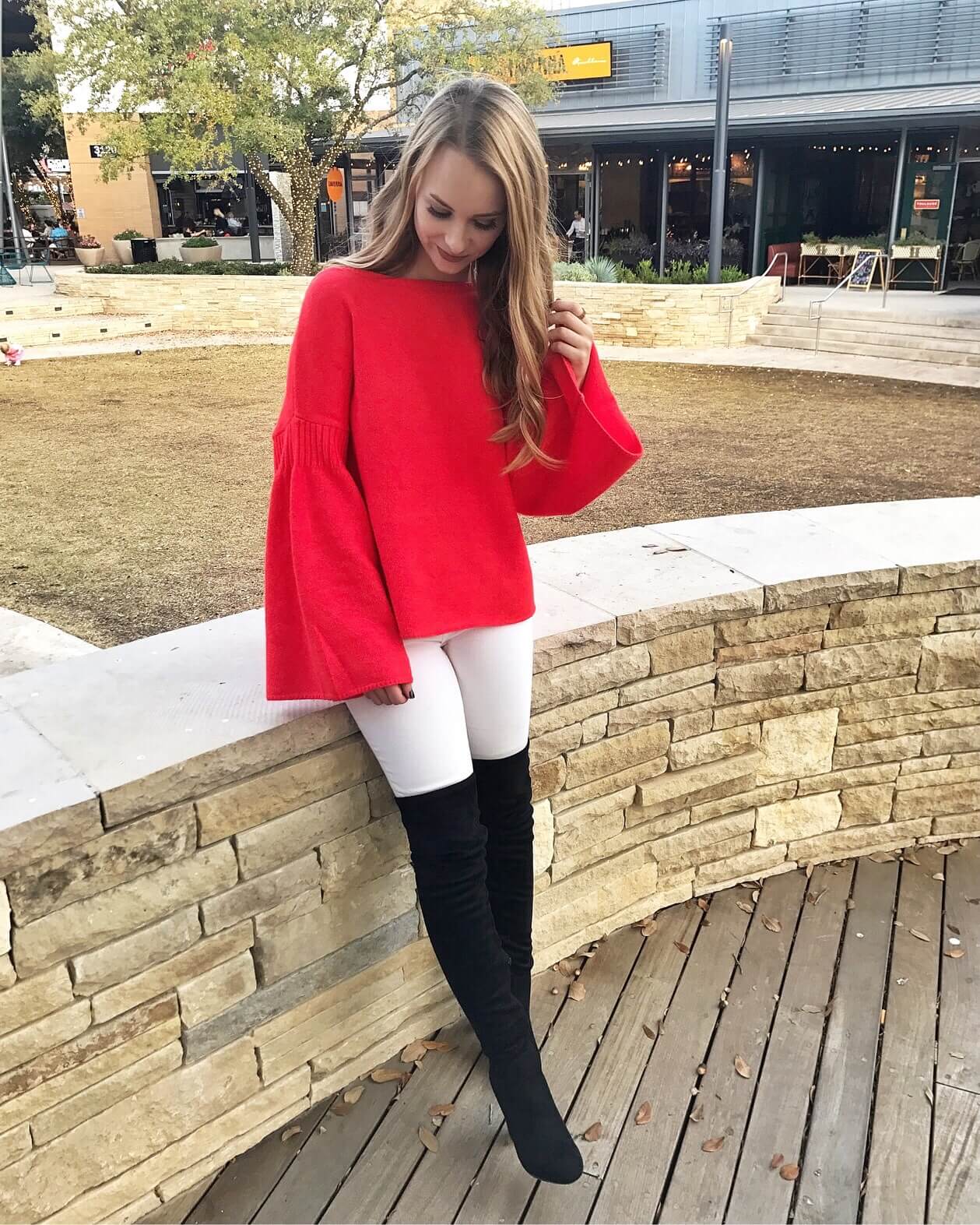 Weekend in Austin Texas re-cap. Sharing all the outfits I wore in Austin | The Blonder Life
