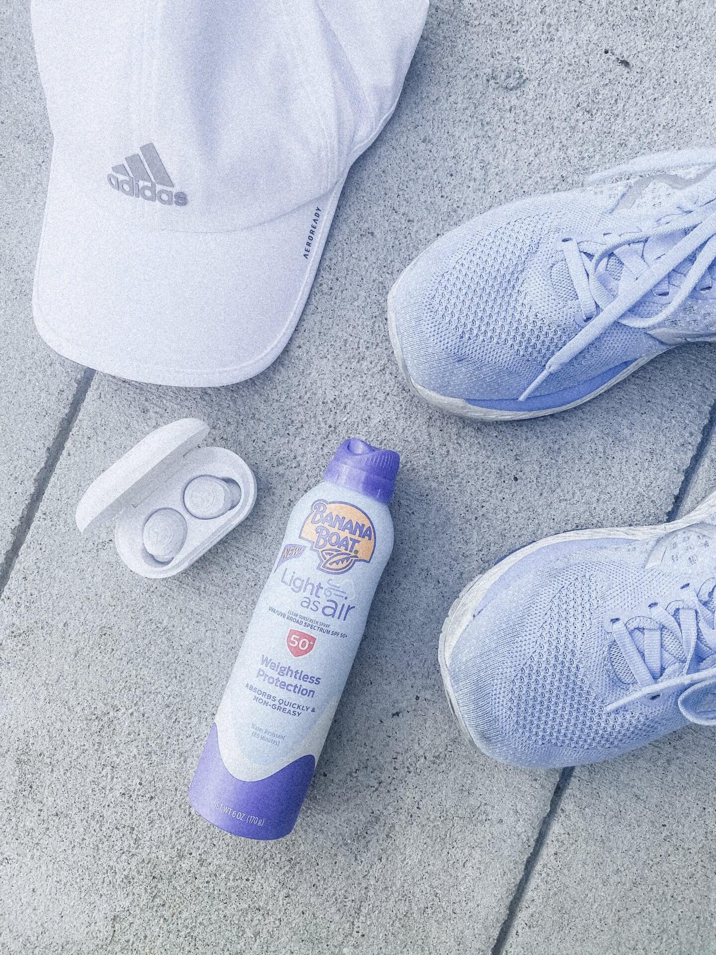 How to survive your summer run. Tips on how to run in the summer heat and humidity. Tips on how to stay cool and motivated during your summer run. The Blonder Life